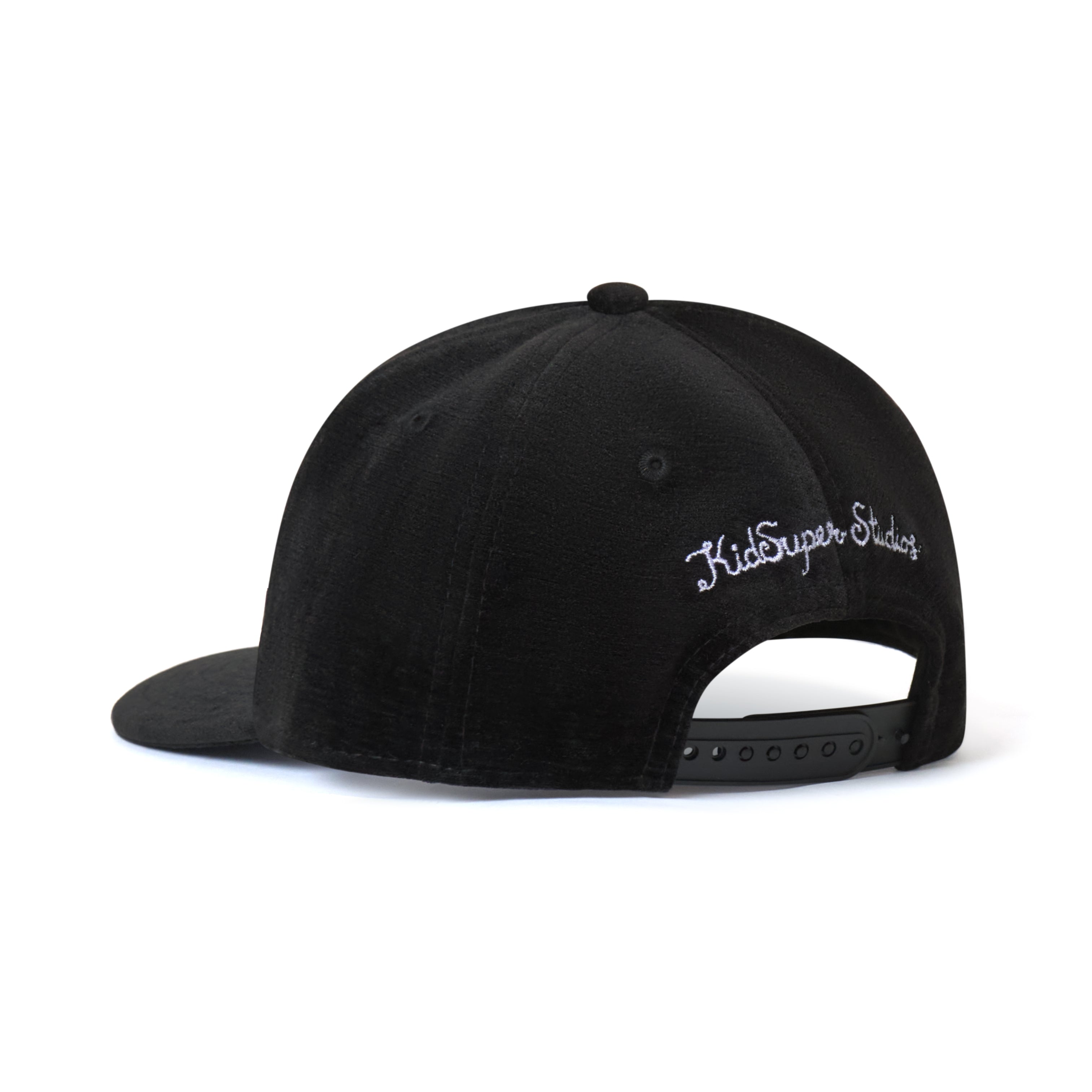 Brooklyn "B" Chenille Snapback [Black]