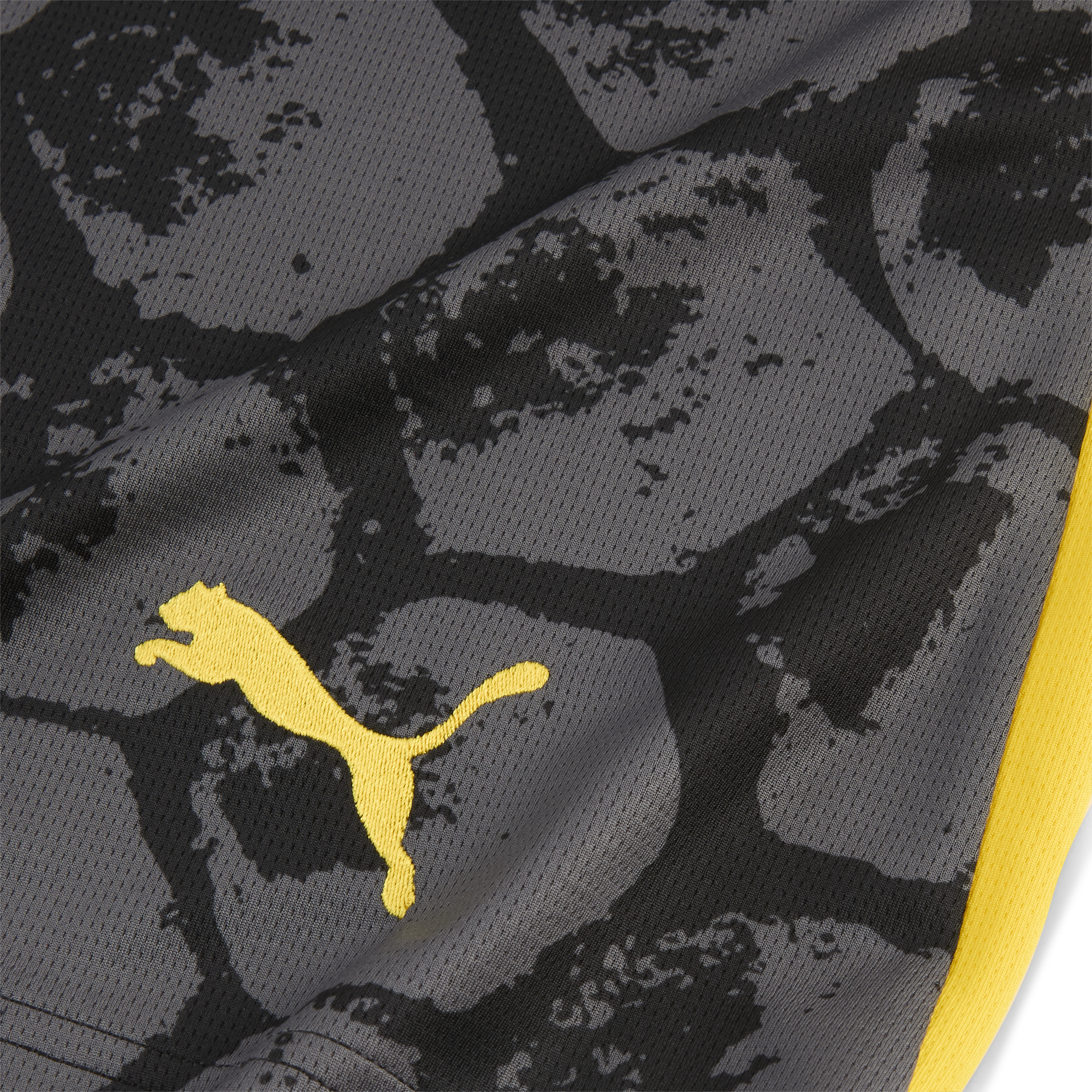 BVB Dortmund SHORTS REPLICA [PUMA Black/Faster Yellow]
